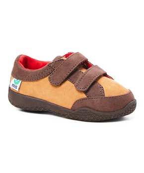 Sammie | Toddler Squeaky Shoes | mooshu TRAINERS | Explore the playground in style! This sporty trainer with Velcro closure and durable sole is perfect for first steps. *Please note that no clearance can be returned or exchanged for credit. 